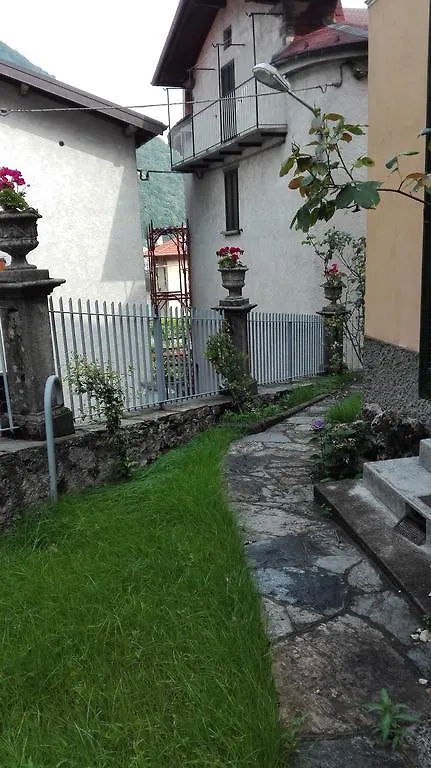 Residenza Se Son Rose Schignano Holiday home Schignano (Como)