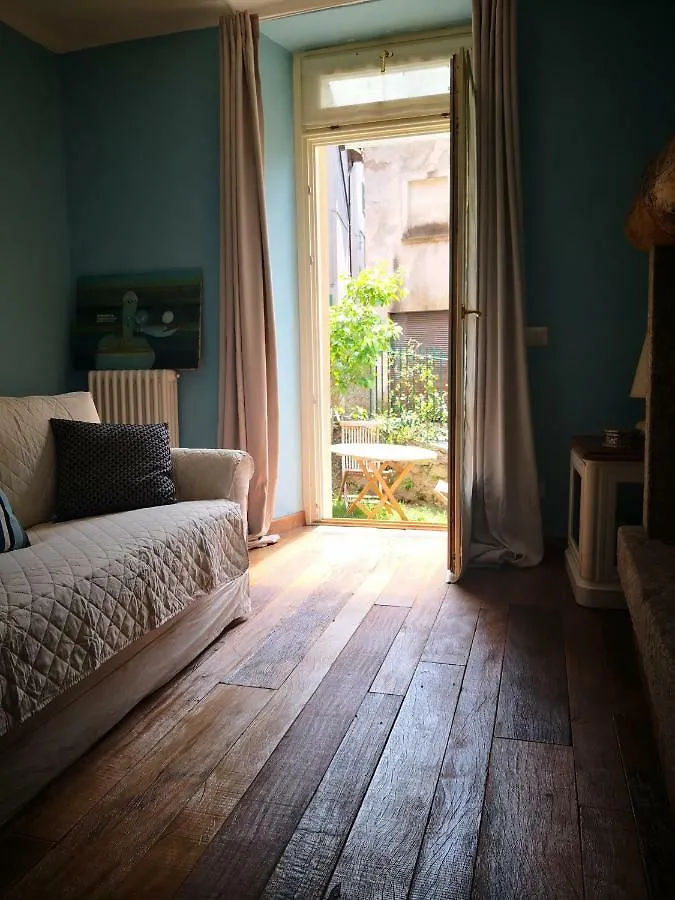 Residenza Se Son Rose Schignano Holiday home