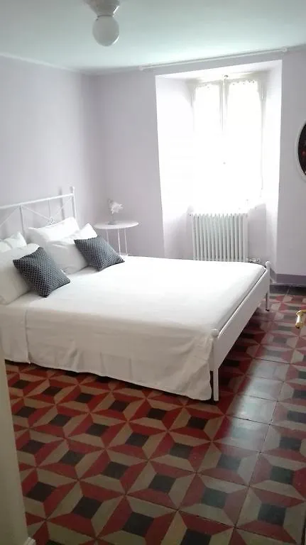 Сasa de vacaciones Villa Residenza Se son Rose Schignano  Italia